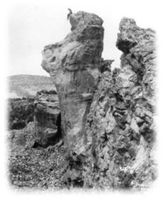 Historic photo of Castle Rock. Courtesy, Pikes Peak Library District.